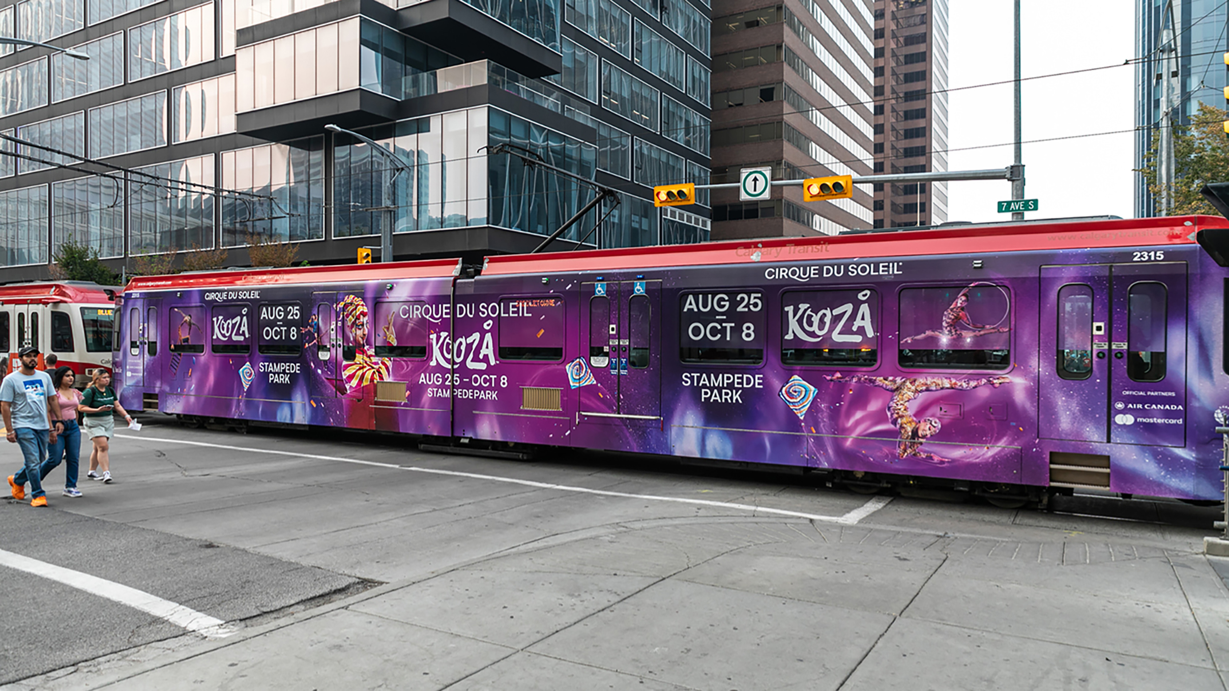 Cirque du Soleil transit advertising and promotional campaign